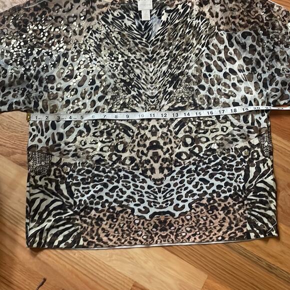 Chico’s Animal Print Gold Metallic V Neck size 2 medium - Picture 6 of 7